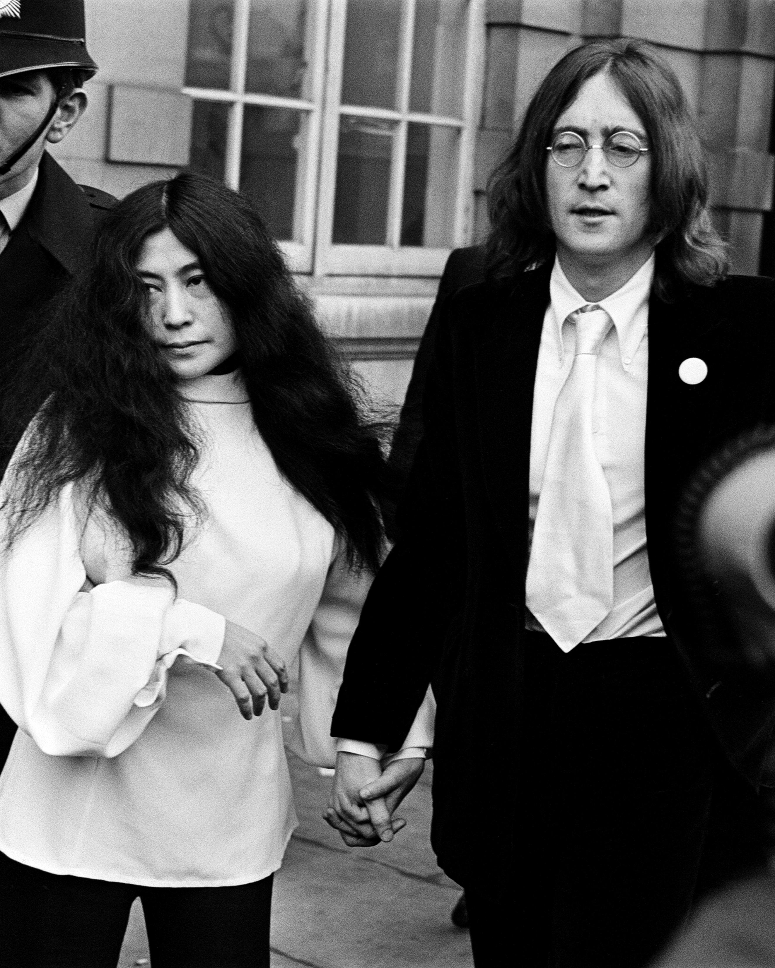 Polden with John Lennon and Yoko Ono after he had admitted cannabis possession in court in 1968